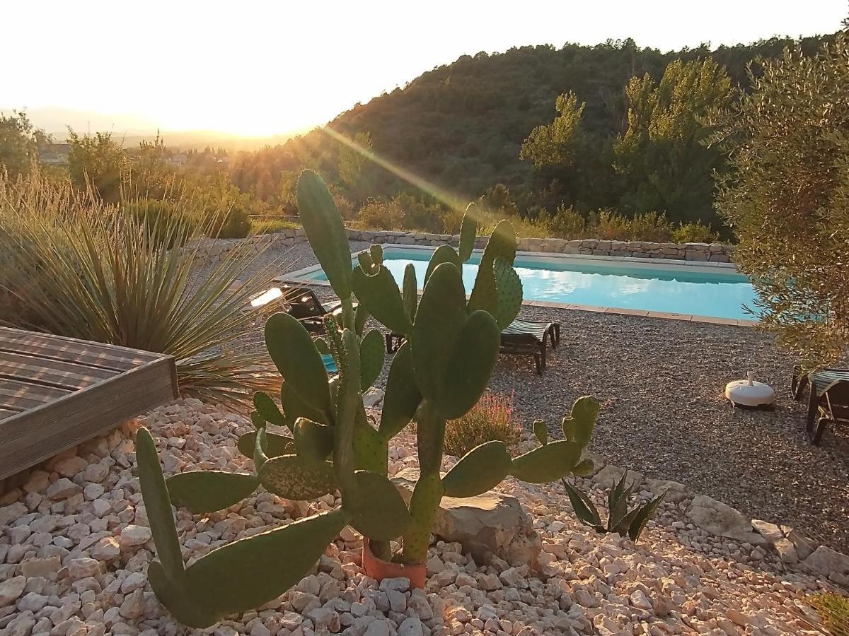 Les Agaves Piscine Panoramique Vue Exceptionnelle Bed & Breakfast Grospierres Eksteriør bilde